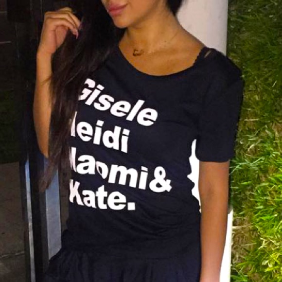 Model Tee